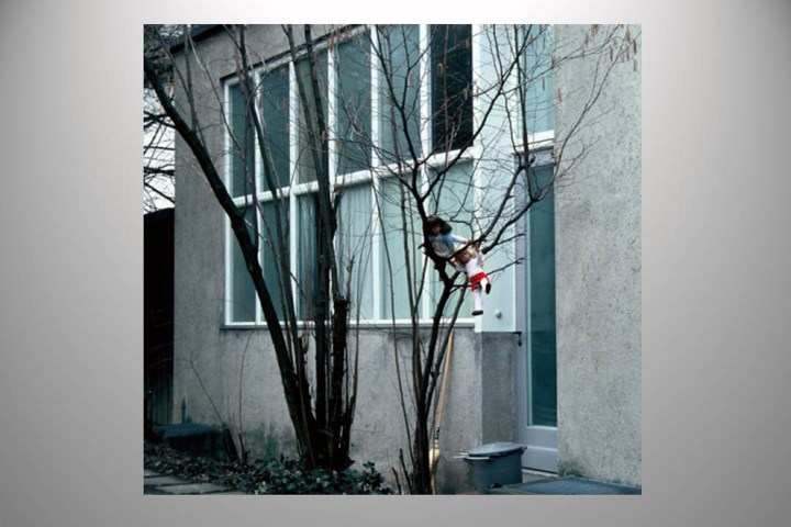 28. Sasha's Atelier Courtyard