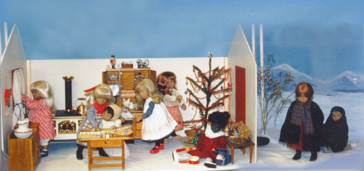 35. Christmas Kitchen-Final jpg