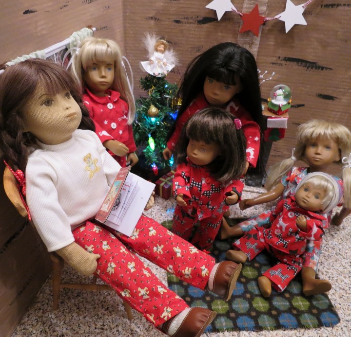 polly reading 10.jpg