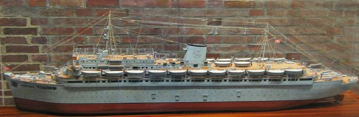 wilhelm_gustloff_modell_sx3_cropped