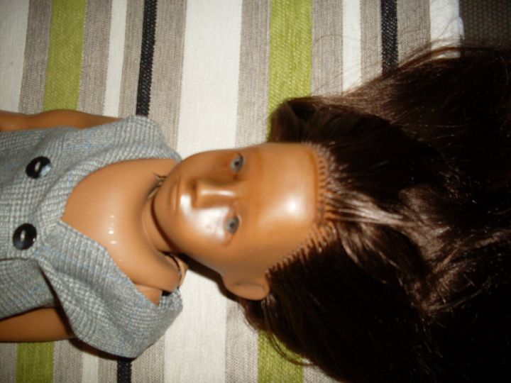 brunette gotz damaged 2