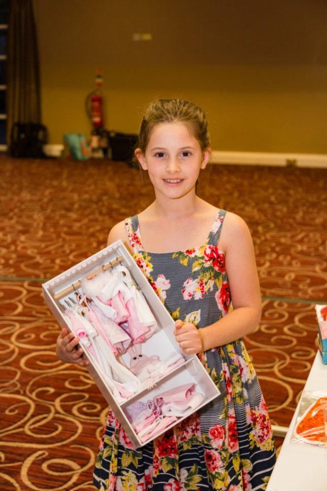 UdKtXGFgc150XEwSFFjbpEGt-Y95t-6G8M-JRZ7Alm8eJxFPc